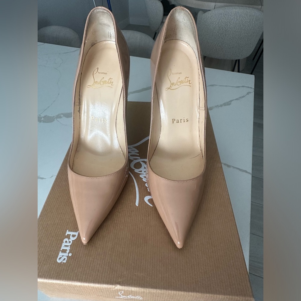 Christian Louboutin So Kate 120 Patent leather color nude size 36